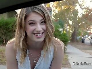 Thankful blondynka nastolatka hitchhiker pieprzy obcy phallus
