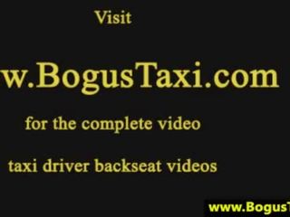 Real amator lovituri taxi șofer